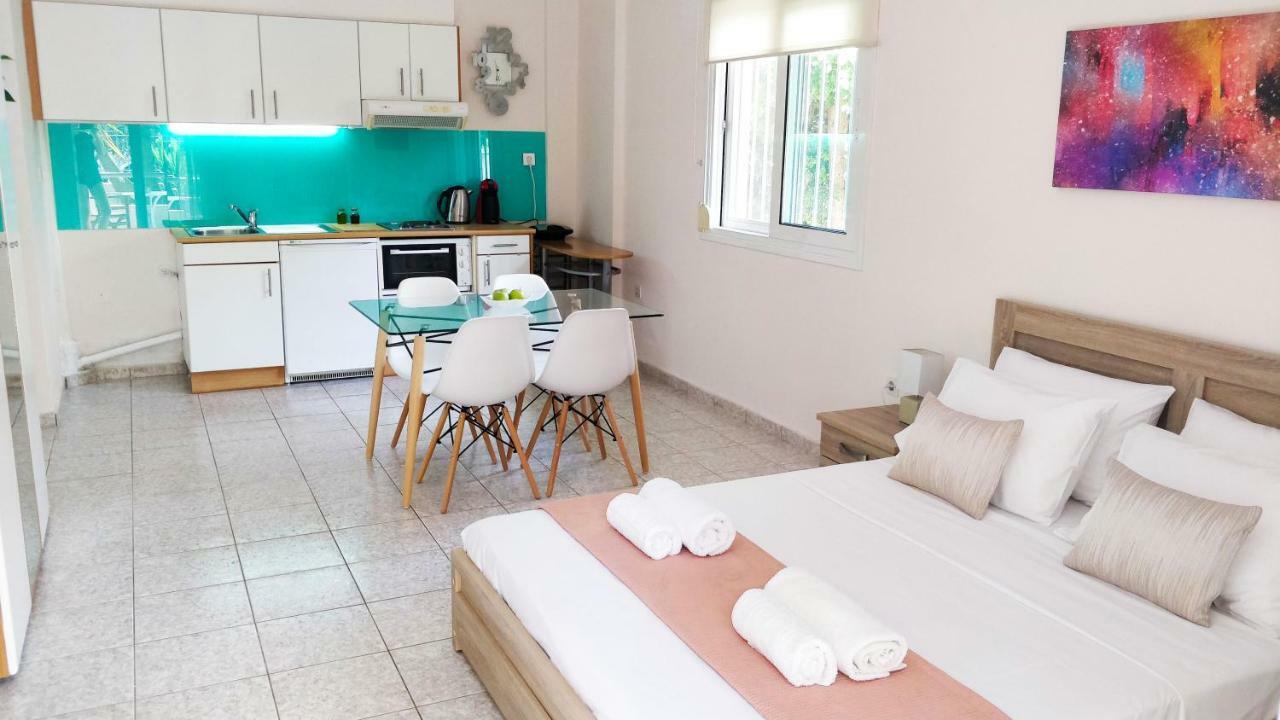 Studio Turquoise Apartment Kalamata Exterior foto